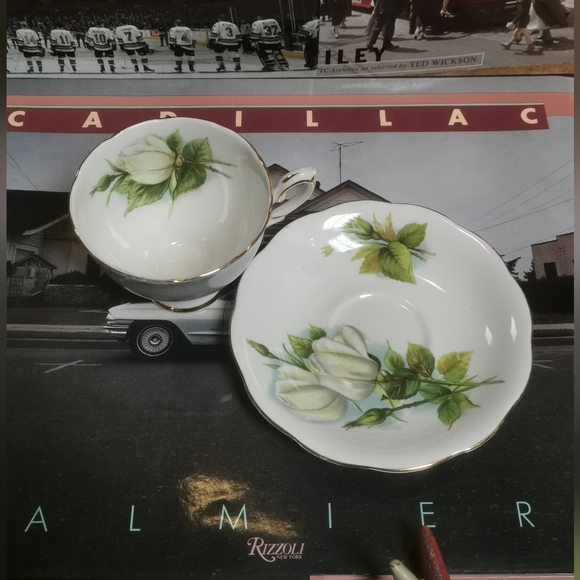 Royal Standard "Virgo" Light Blue Marble Glaze White Rose Cup and Saucer - Picture 5 of 8